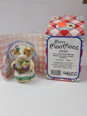 Vintage Enesco Mary’s Moo Moos 'Corn, Beef And Cabbage' Figurine